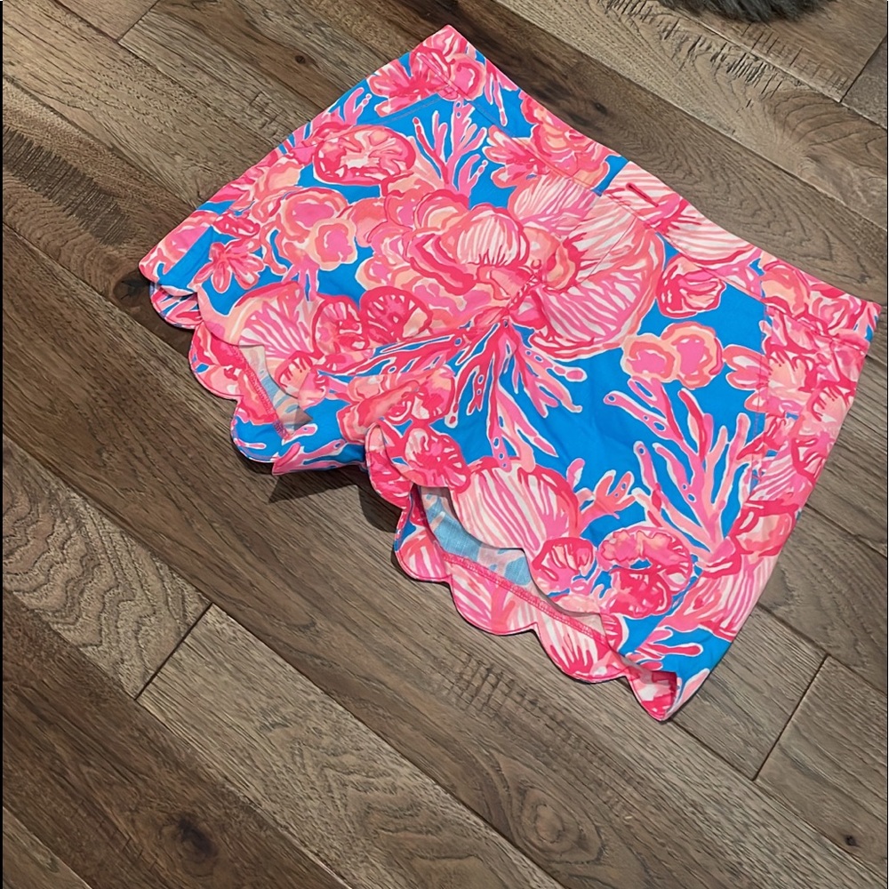 Lilly Pulitzer Buttercup shorts